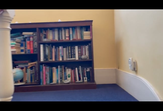 Female Lodger for Quiet Home Warrior Sq Main Photo