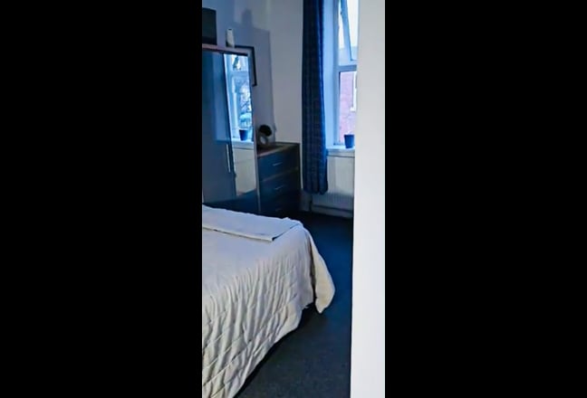 Great city centre location. Ensuite room. Main Photo
