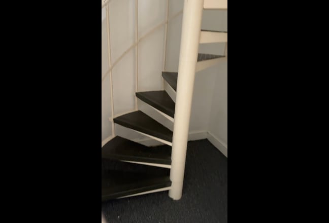 Large double room on first floor Battersea  Main Photo