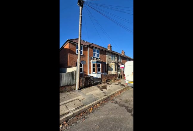 Luxury Shared Home - Nutbeem Rd, Eastleigh Main Photo