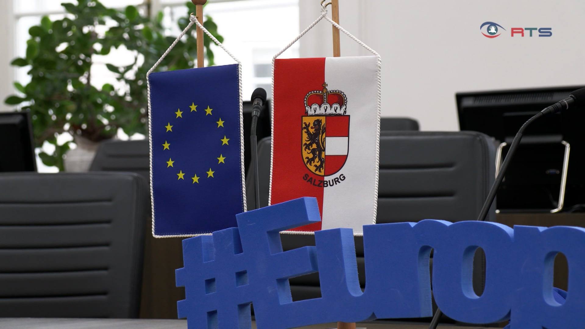 eu-future-talks-wie-sicher-ist-europa-fuer-jugendliche