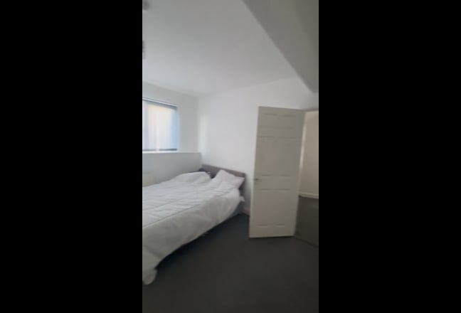 2 bedroom shared in beeston  Main Photo