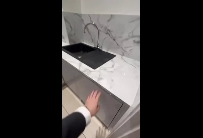 Canary Wharf Apartment - Short Term Lease Main Photo