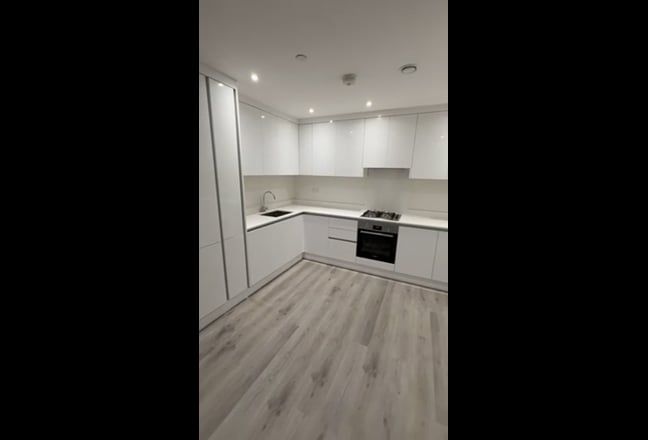 Double Room Available Main Photo