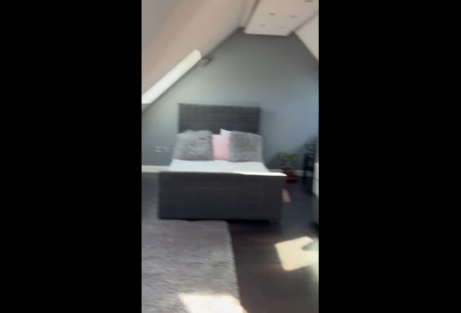 Great Transport Links! Central Line & Overground Main Photo