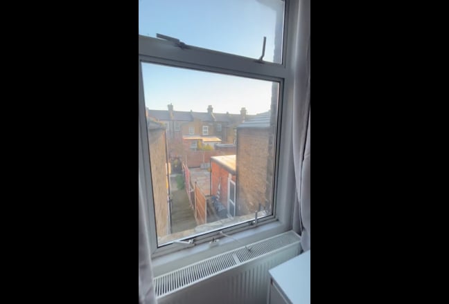 Cosy Double Room in Leyton Main Photo