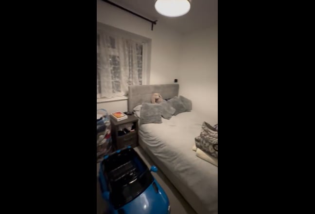 Whole property perfect for a couple or 2 friends  Main Photo