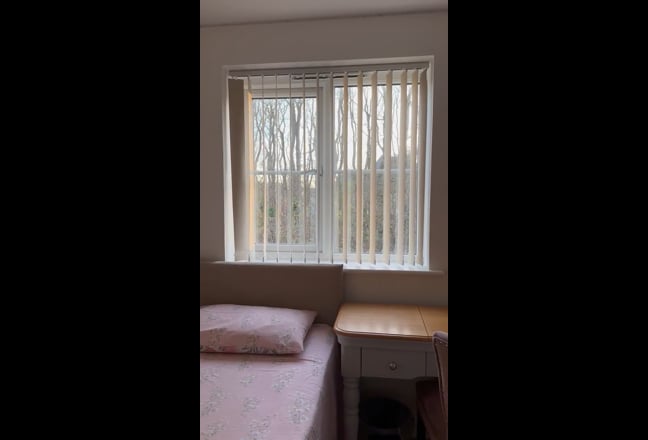 Double bed Main Photo