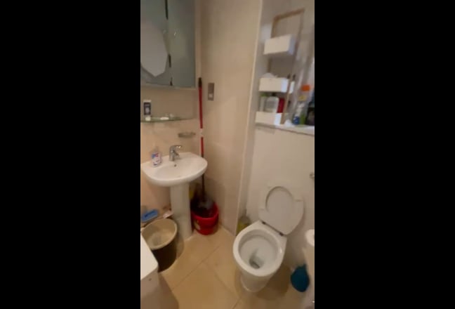 Room available in a shared flat Main Photo