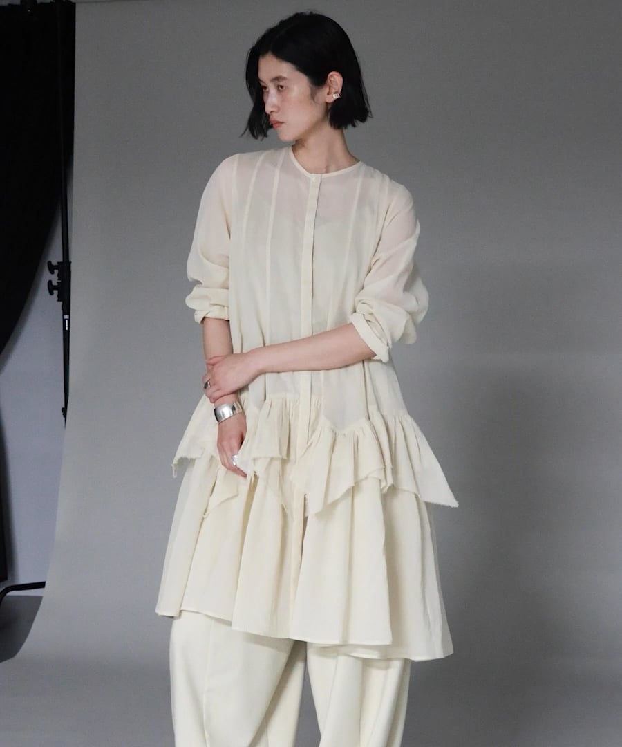 ランダムフリルアキハボイルブラウス | [公式]カレンソロジー