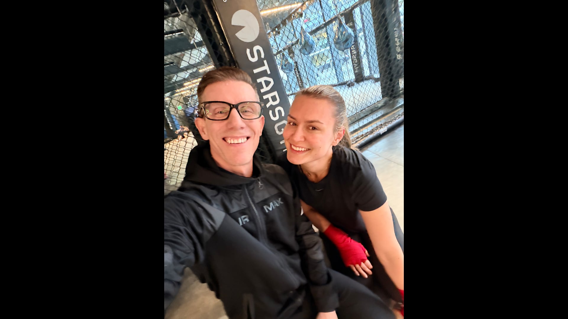 Elisabeth Leach - Super Mum