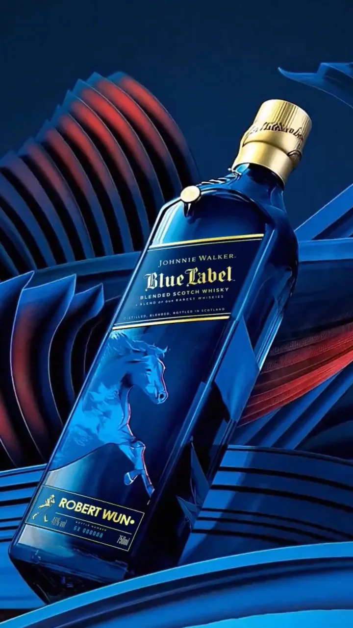 Johnnie Walker Blue Label 干支ボトル ジョニーウォーカー ブルーラベルから2023年の干支「卯」をあしらった