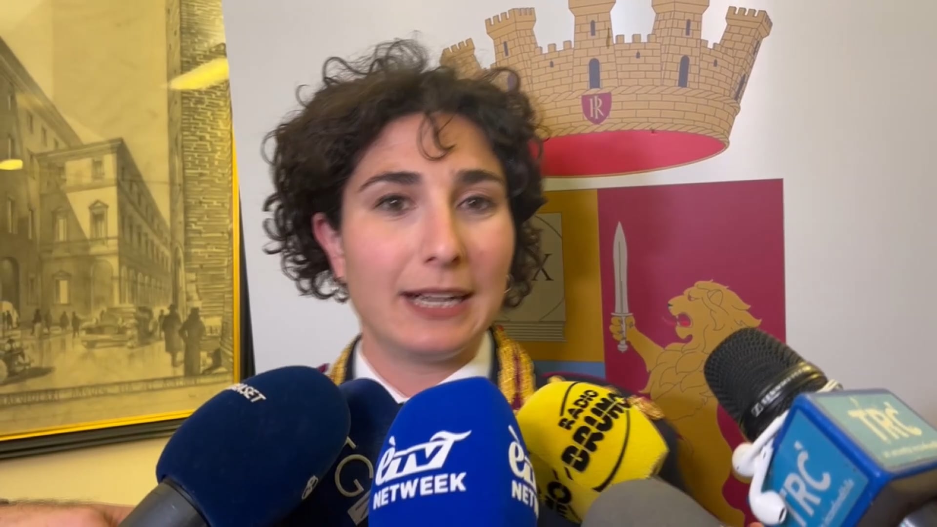 Finto Caf truffava migranti e Stato: 25 indagati dalla polizia