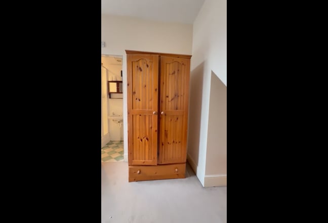 FINAL En-suite room in Central Leicester! Main Photo