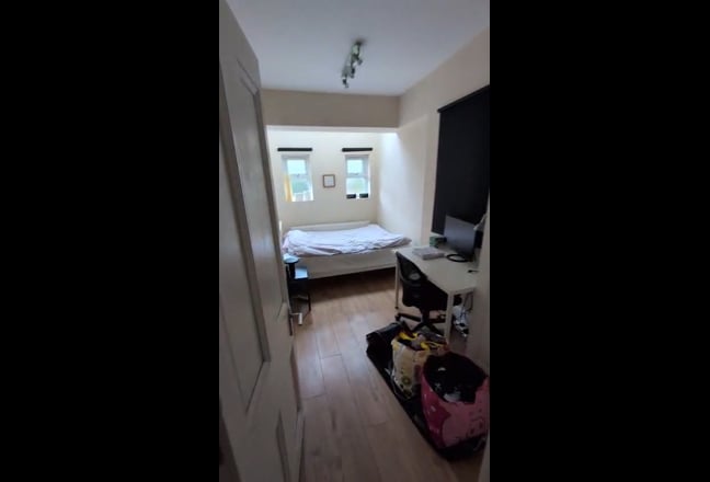 Short term let in Queen's Park Main Photo