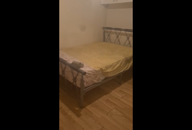 Double room in family home Main Photo