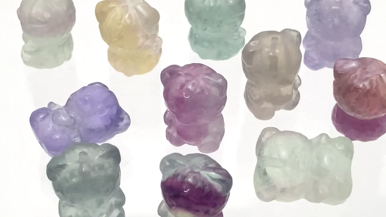 マルチカラーフローライト 熊（くま・クマ・ベア）モチーフ 17.5×13.5