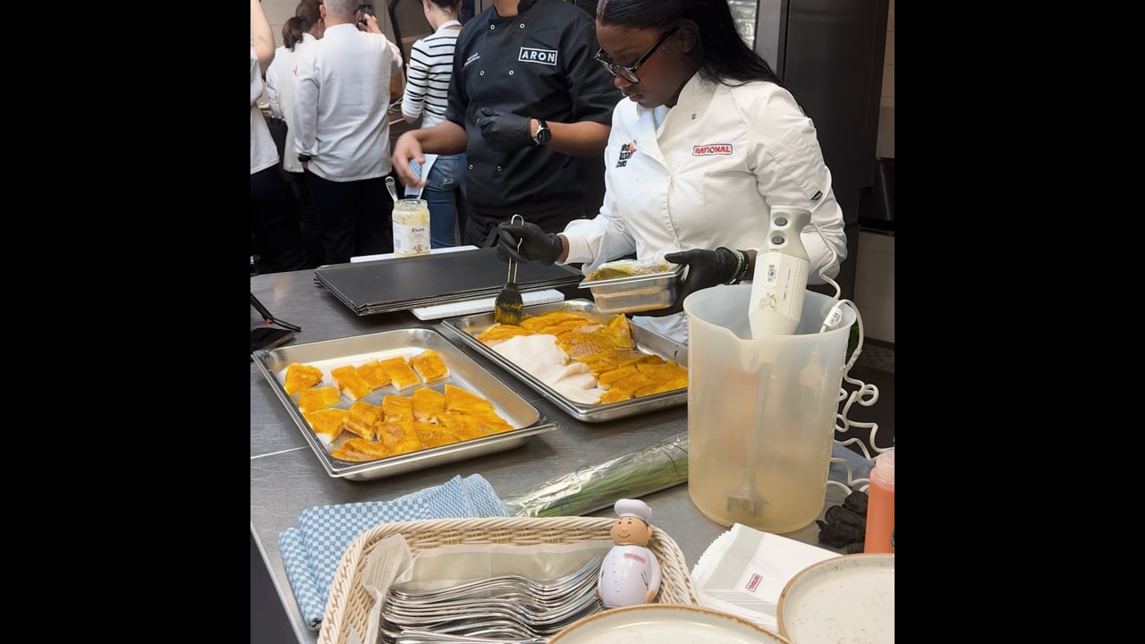 Win a LUXURY hamper worth £500!