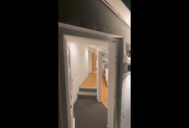 2 Bed 2 bath Flat - Fully Furnished  Main Photo