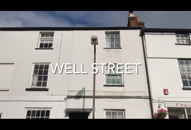 Four bed cottage Buckingham centre  01 January Main Photo