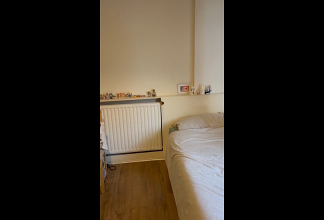 Studio room  available next to Finsbury park  Main Photo