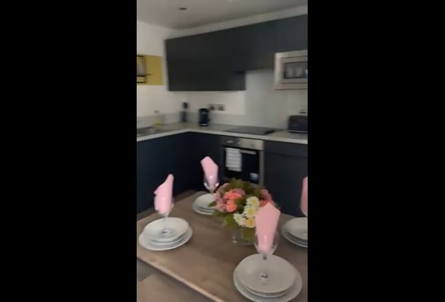 Double En-suite room, with Bills included Main Photo