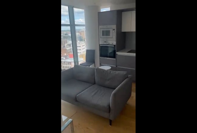 Urgent Rent out Main Photo