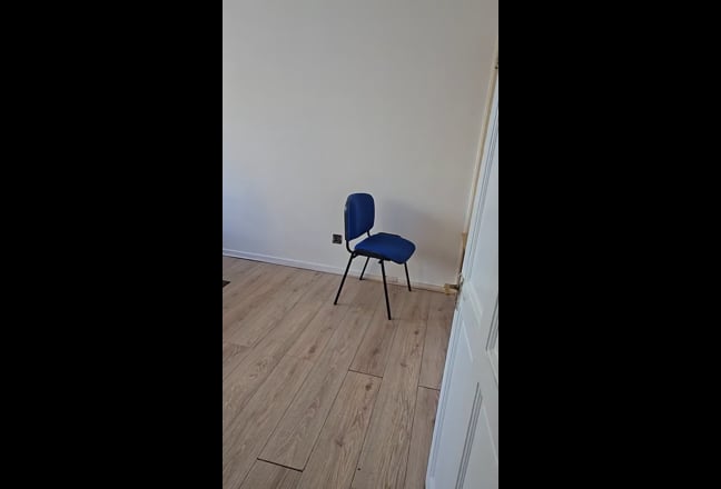 Big double room to rent Main Photo