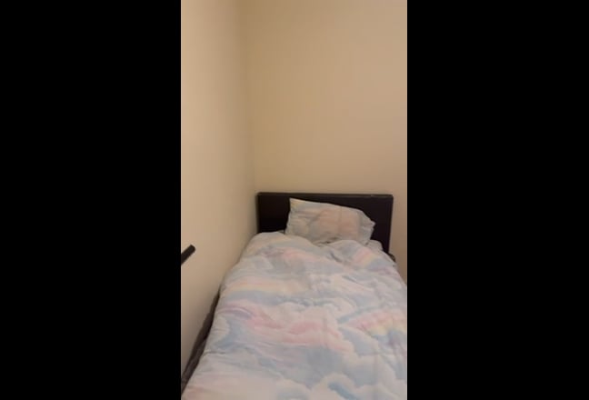 One Single /Double Room Available for Rent  Main Photo