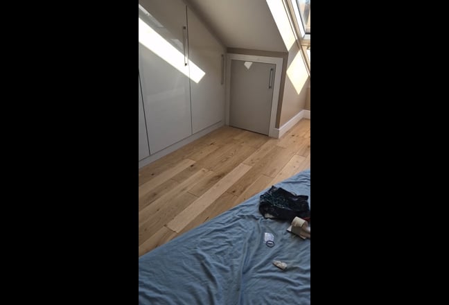 Brand new queen size ensuite room available Main Photo