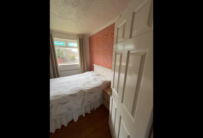 Spacious double room to rent in South Bristol Main Photo