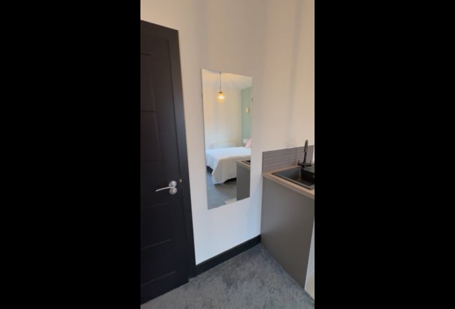 Rooms available in new House Share Main Photo