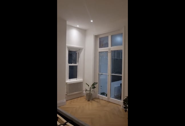 One bedroom shared kitchen and communal lounge  Main Photo