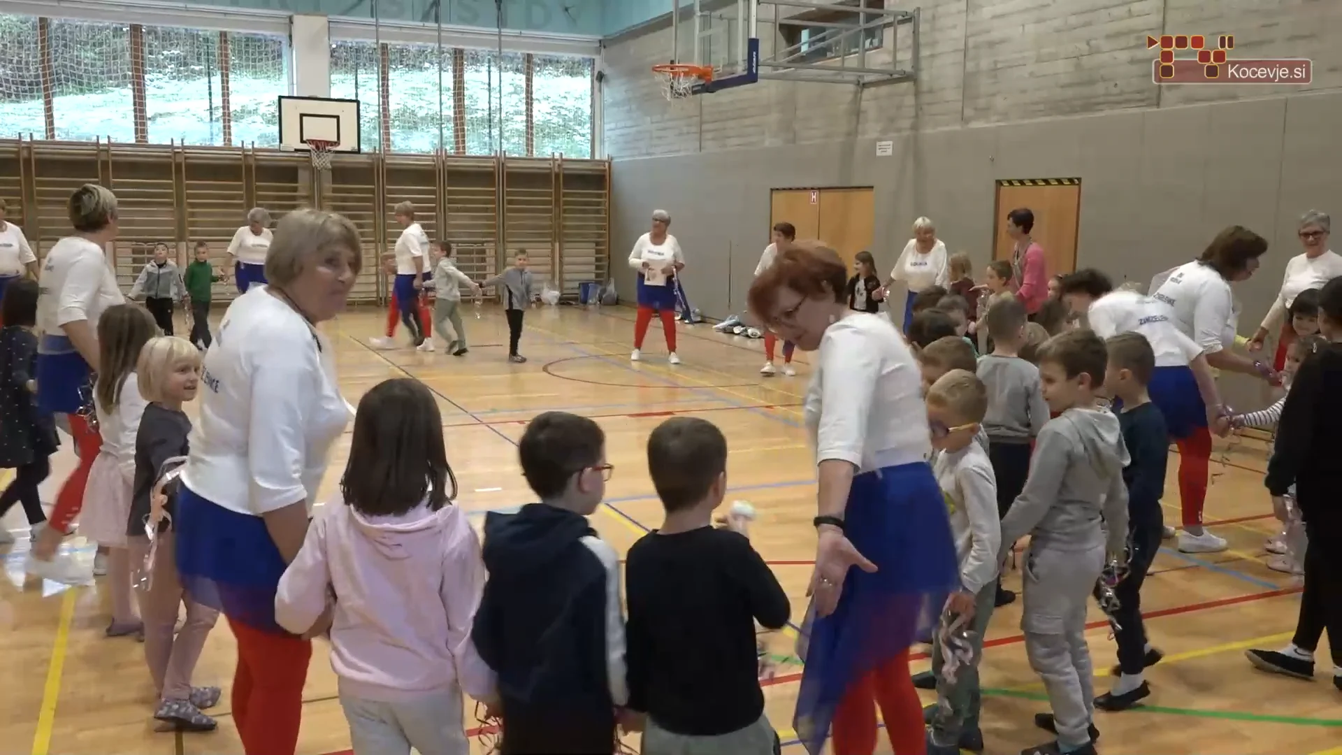 Tradicionalni zajtrk in ples na OŠ Ob Rinži