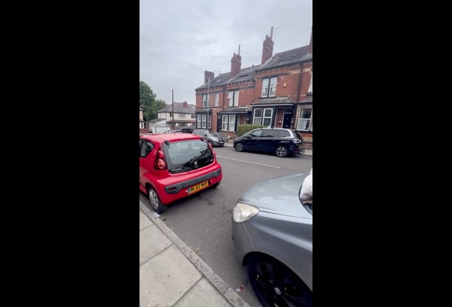 NEW 6-Bed Student Home in Leeds from £99ppw Main Photo