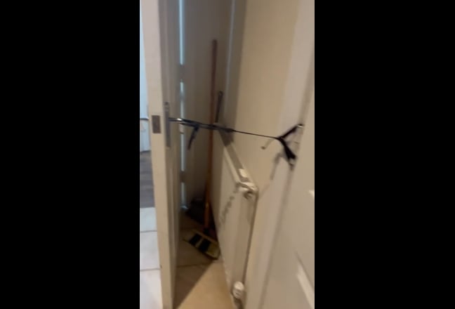 Extremely Large Studio Flat - 1 bed, 1 Kitchen Main Photo