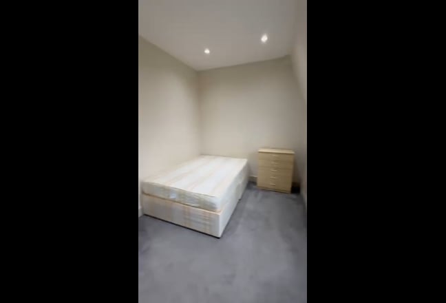 🔥3 Premium Fresh Spacious Double RM🔥Bright Flat Main Photo