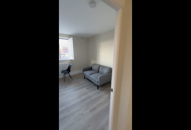 ✨ Buddy-Up for a Modern 2-Bed – Move-In 22nd ✨ Main Photo