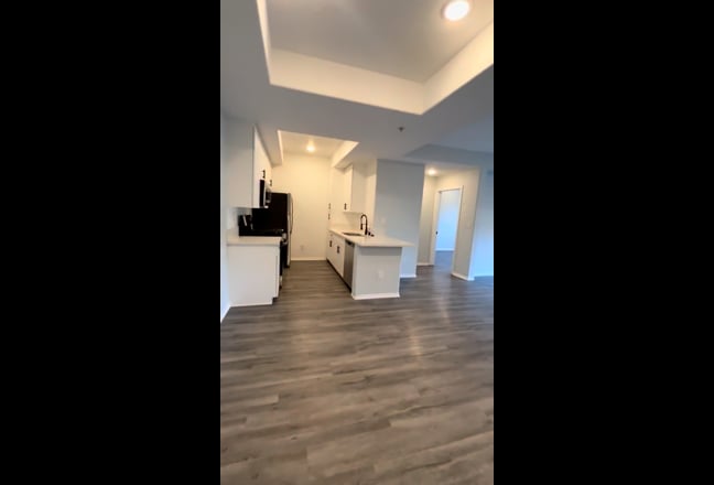 Private Room in 2BR/2BA – West LA – Available ASAP Main Photo