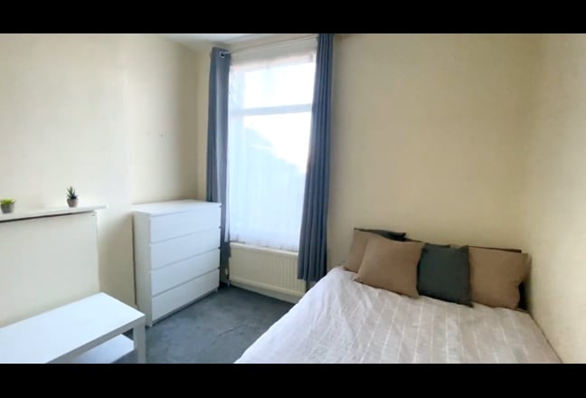 Comfy Double Room in Camberwell Main Photo