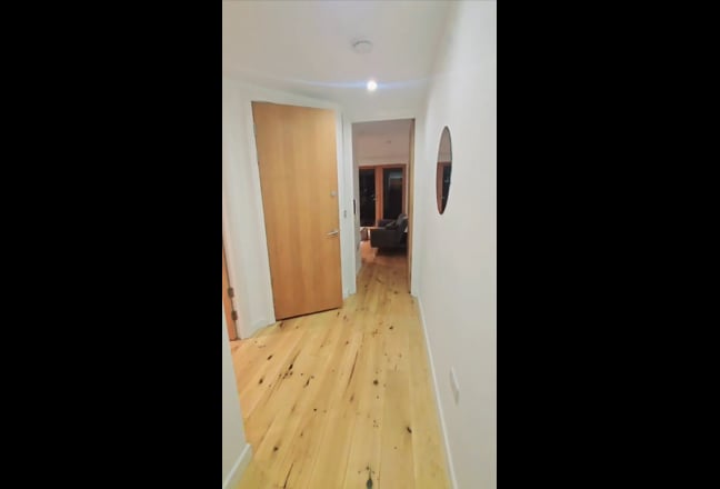 Stunning one bed flat in the Altitude Apartment 25 Main Photo