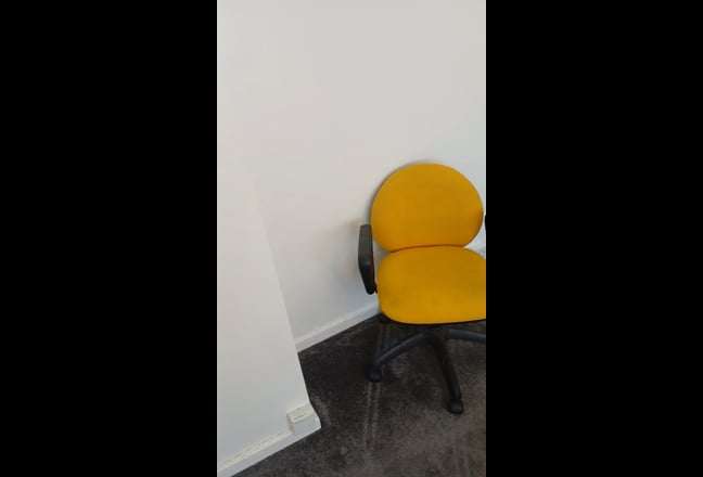 A lovely extra double bedroom for rent  Main Photo