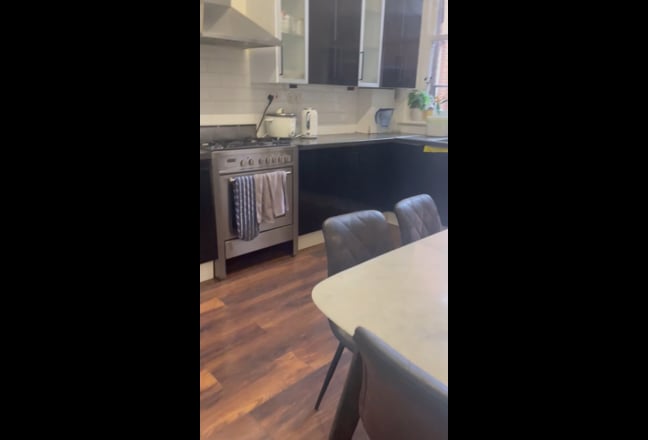 Spacious Luxury Room to Rent – Prime Finchley Road Main Photo