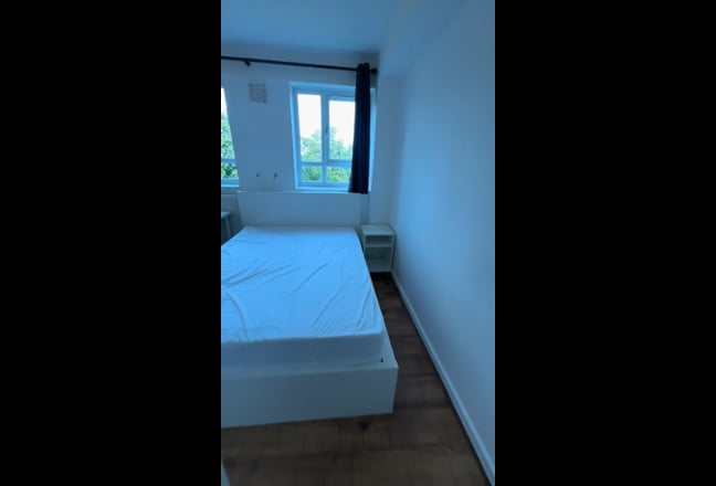 Beautiful Double in Amazing House!! Main Photo