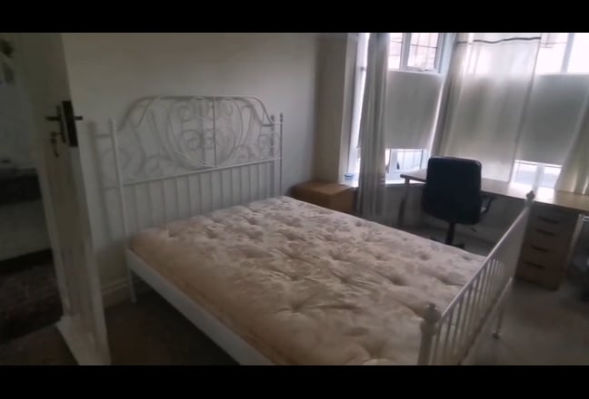 Re: Double Room in Moseley *All Bills Included* Main Photo