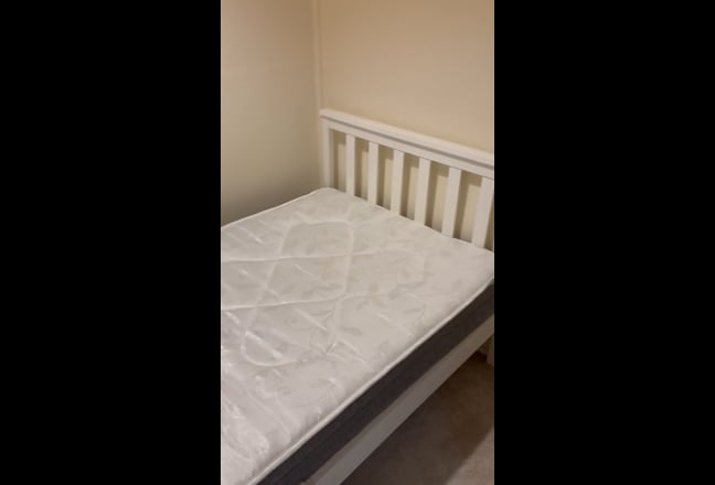 Single room Main Photo