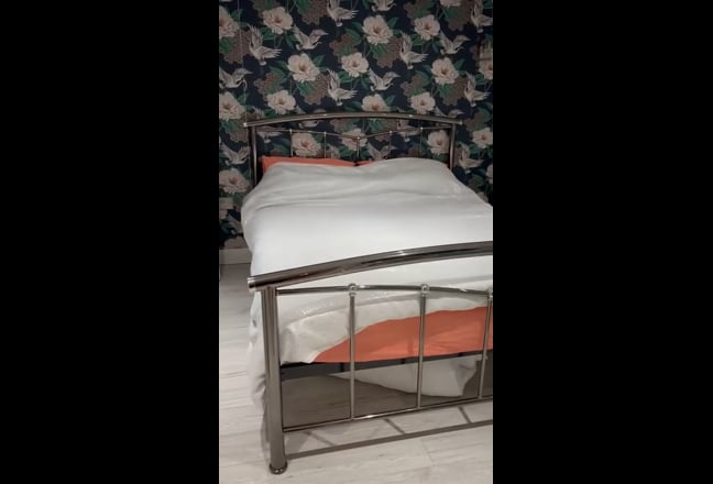 Whole top floor in a modern 4 bed property Main Photo