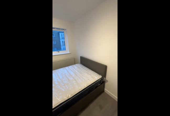 Brand new en-suite Gym&bills inc Canary Wharf  Main Photo