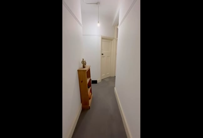 Bright double room in prime St John’s Wood Main Photo