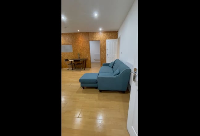 +Amazing 1 Bed Studiflat Council+Wifi+Bils Includ Main Photo